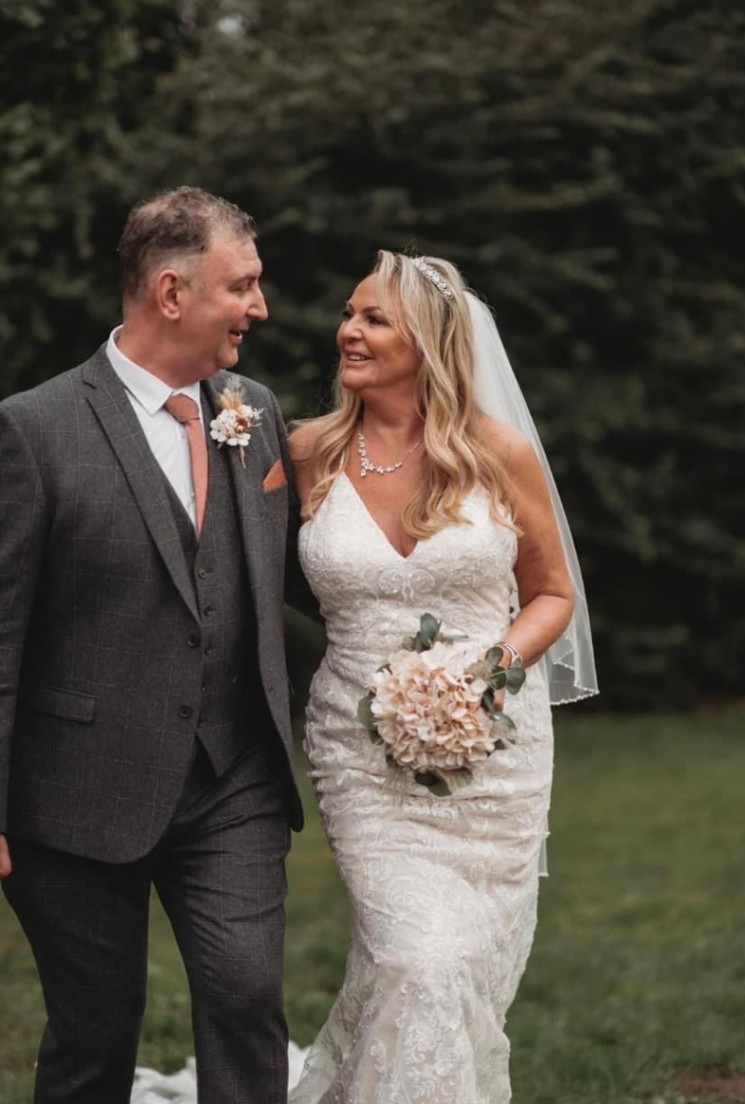 7c4f6a6f c413 427d 8391 fb23e6baf3bd