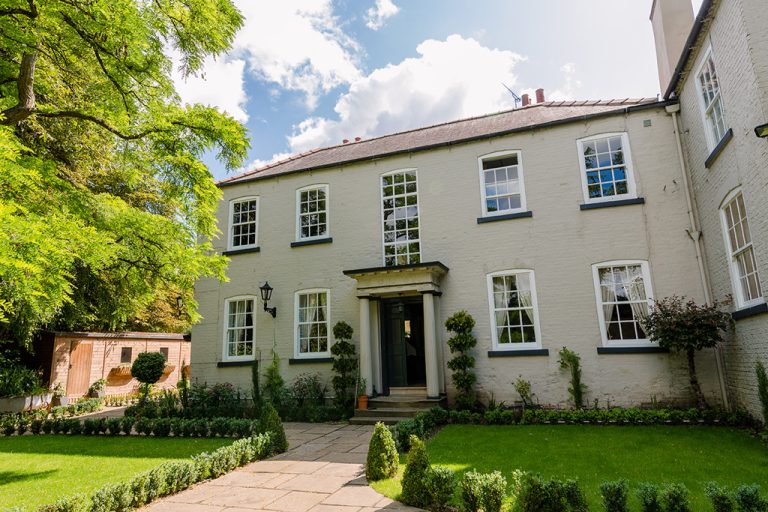 8034C919 6B1A 4C6A BA21 AEEA7FD330A8 768x512