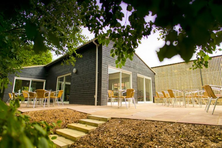 812956ed e705 409f aec4 a13e08c6dd9c 768x512