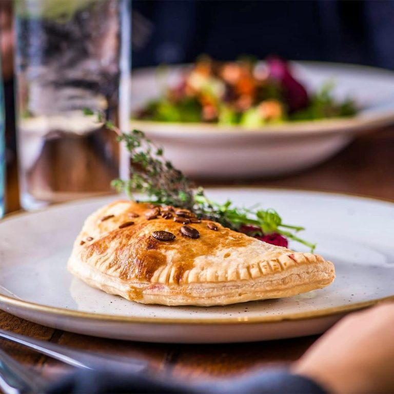 82582113 2763615760548404 6094217667109978112 o 23032021064018 768x768