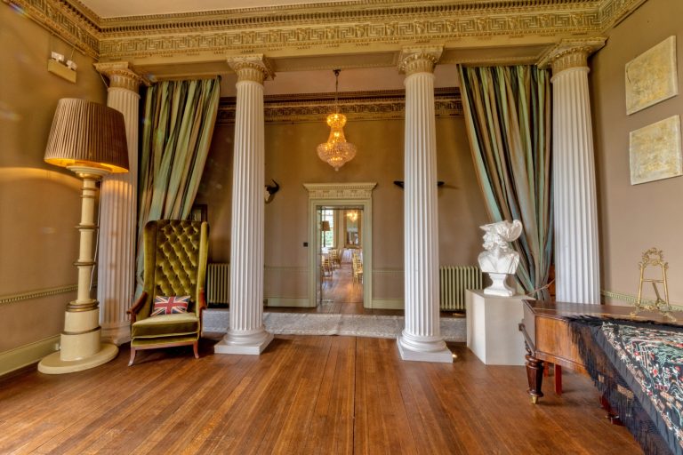 860bde30 395c 4fdd b2fa ca591f4eae13 768x512