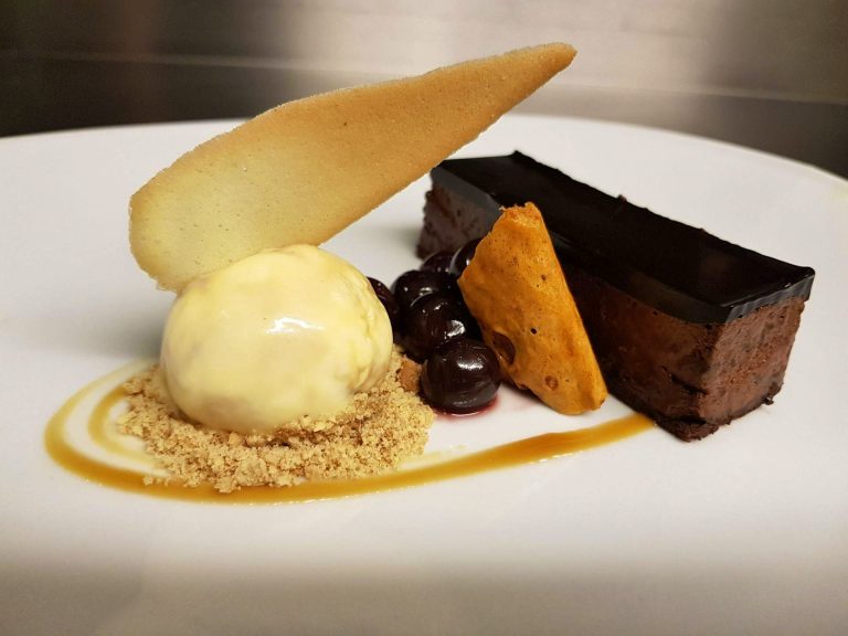 8644629c e25e 4700 bafd 2b3300007aa7 768x576