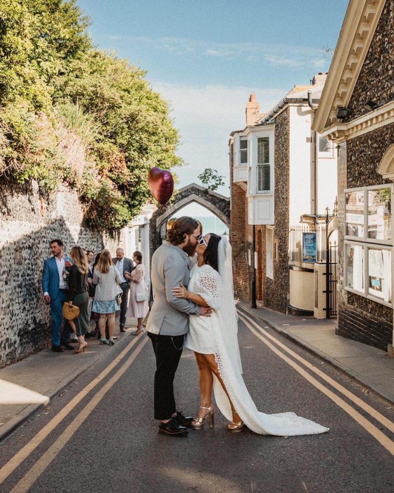 8849464e 7979 4cd3 9b66 cdbfaa56f6a5 1 768x960