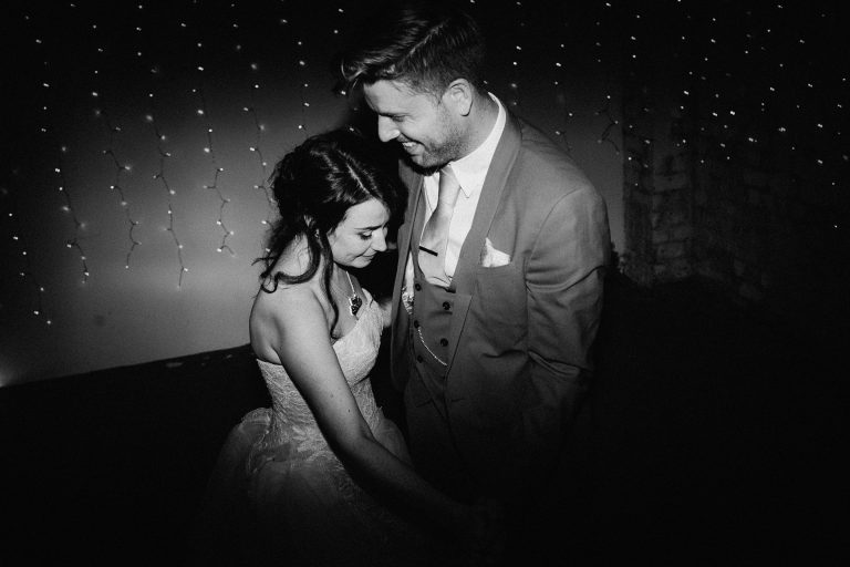 8d48c9af b508 45b0 bf34 0b4e7cfc18d1 woodside warehouse wedding photography keri sean claudiarosecarter 385 768x512