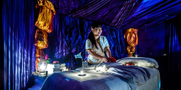 900x450 b thai massage 1 768x384