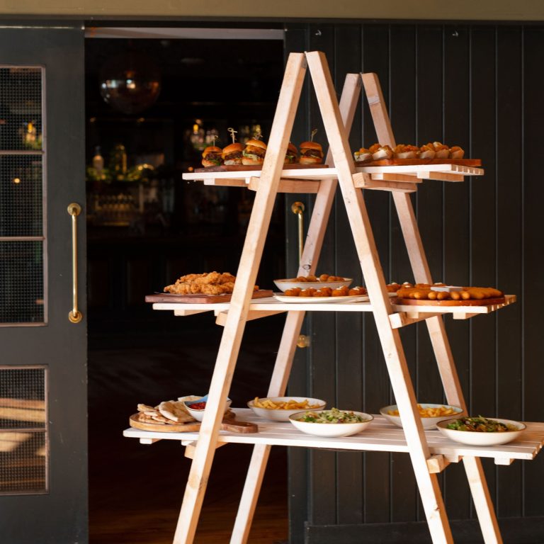 953154ee f08d 46f4 87fd 643489e1e6f9 768x768