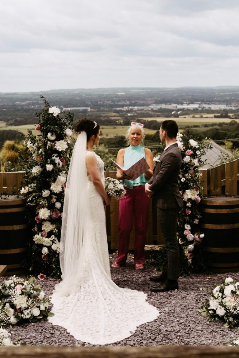 964505ab 25a7 4c9c 997c 0251009dfb73 768x1152