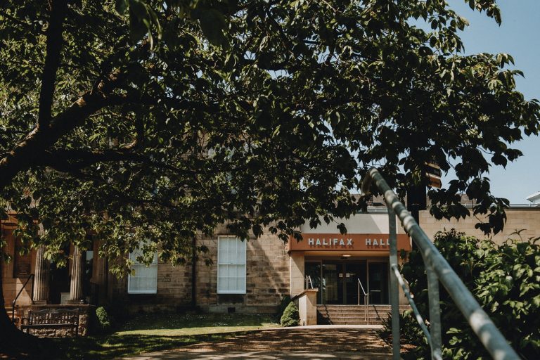 98b3a3a5 633b 45e2 ba0a 7b97c77be797 768x512