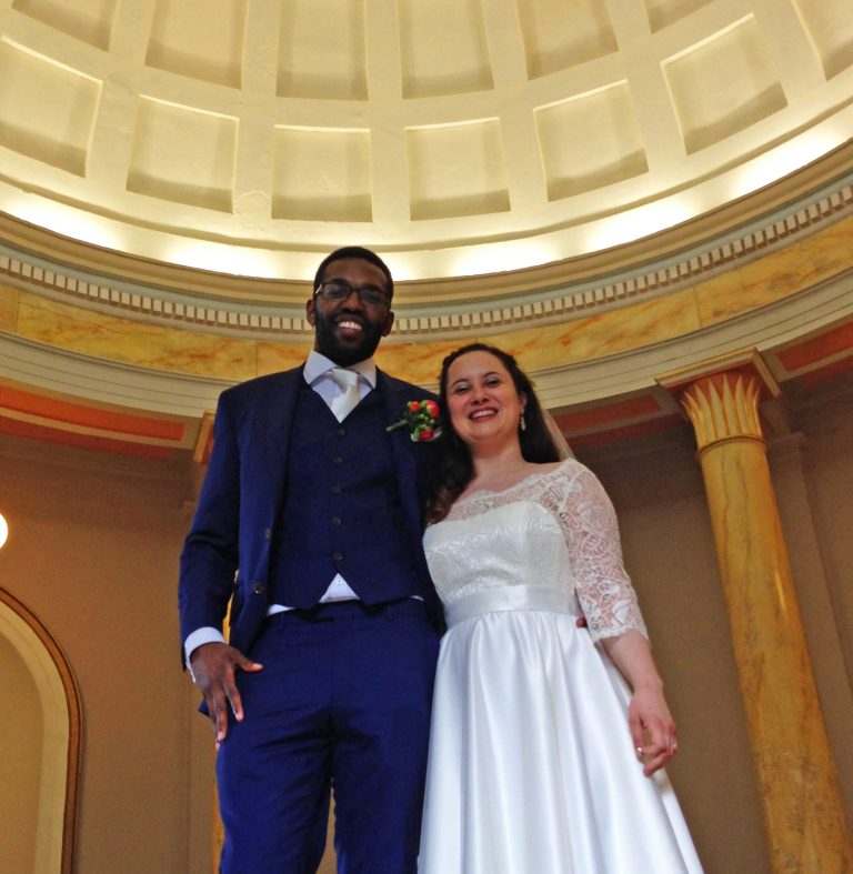 9f26d63a e5b0 4b1d b566 4cc441262211 Stacey Akosa picture in rotunda 2 768x787