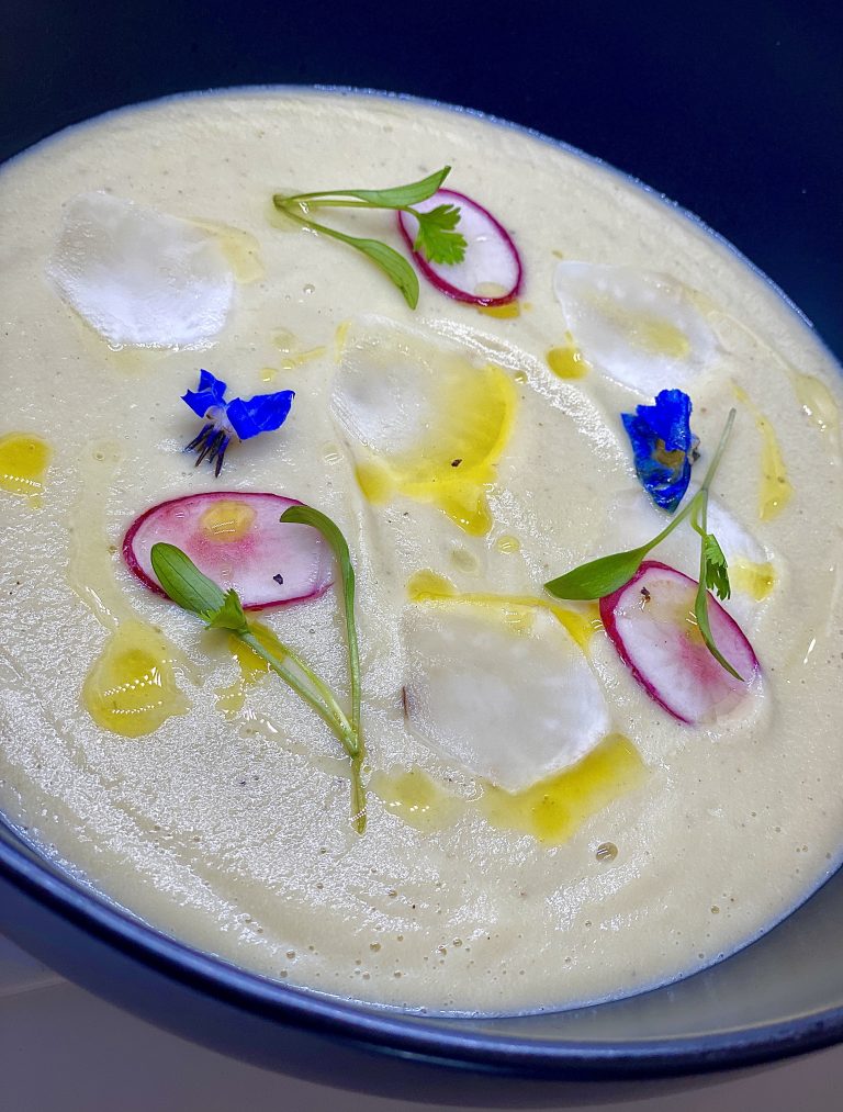 AF25004C 95A6 4858 8A75 4736F4B634EB 768x1013