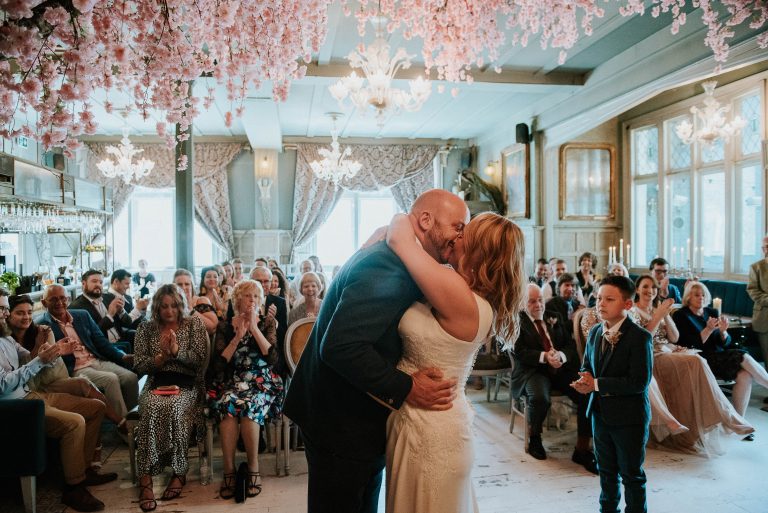 ARWedding194 768x513