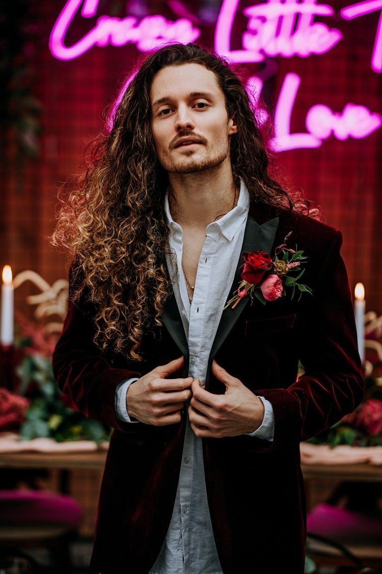 Alternative disco ball wedding shoot with neon light signs 8 768x1152