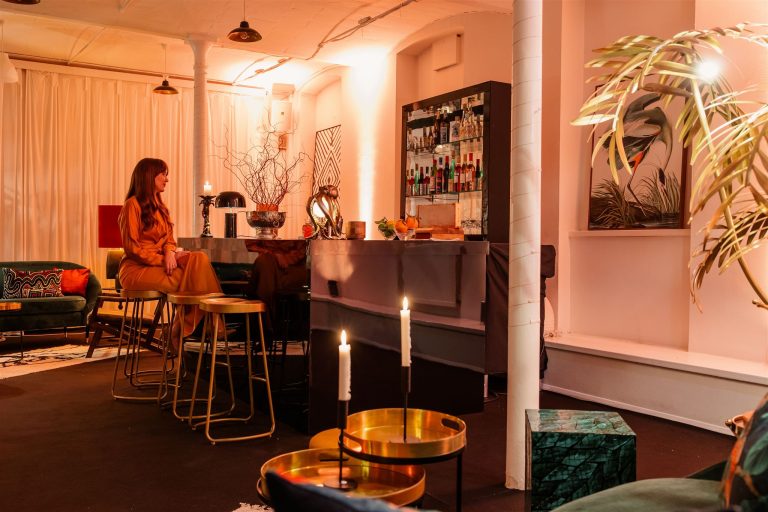 Amadeaus 0108 websize 768x512