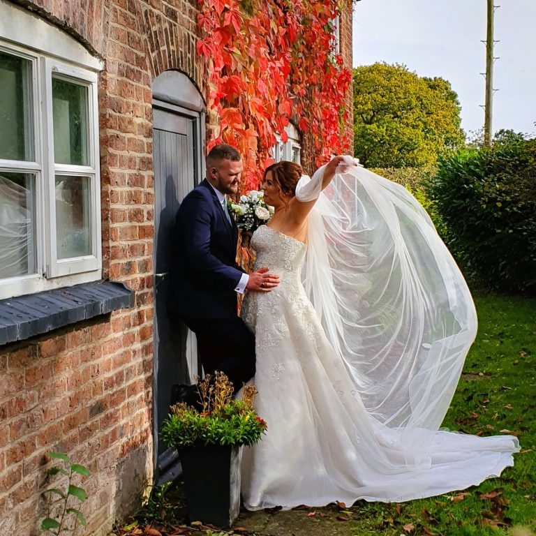 AmyCharlieCottage2 768x768