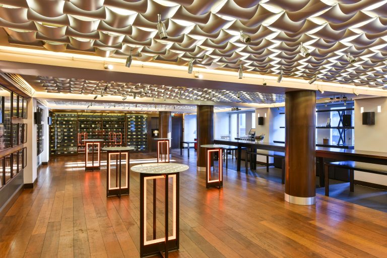 AndazLondonLiverpoolStreet Studio Reception22 768x512