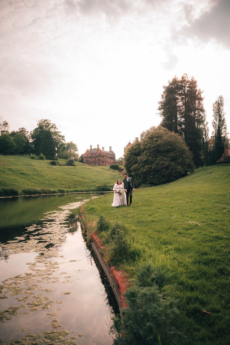 AnnaSimonSneakPeaks 23 websize 768x1152