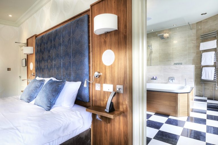 BRoom2bedbath 768x512