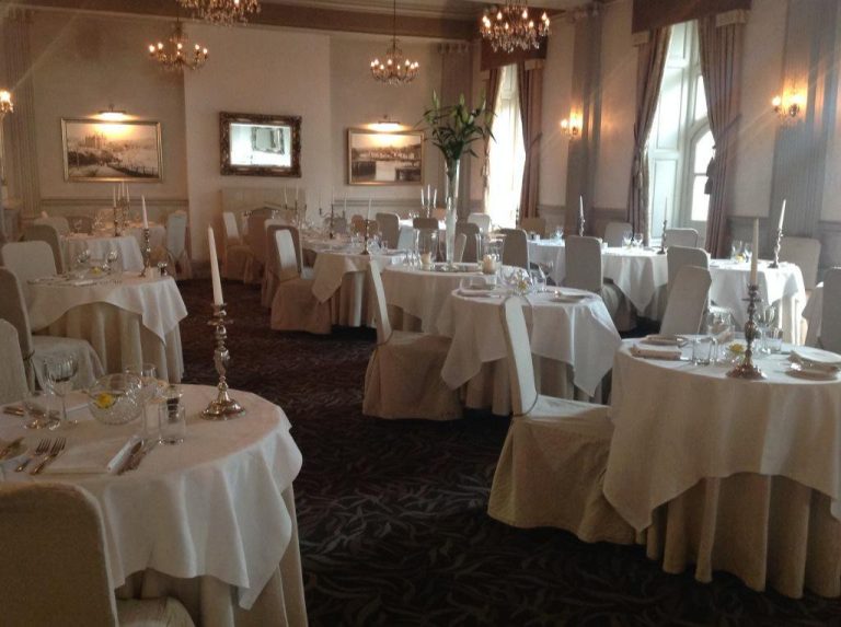 B a0UTVUwAEl5CH akoeuo 768x573