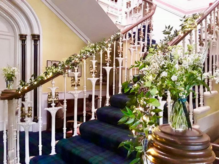 Bakerweddingstaircase2 768x576