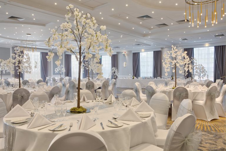 Ballroom Wedding Breakfast 7 768x512