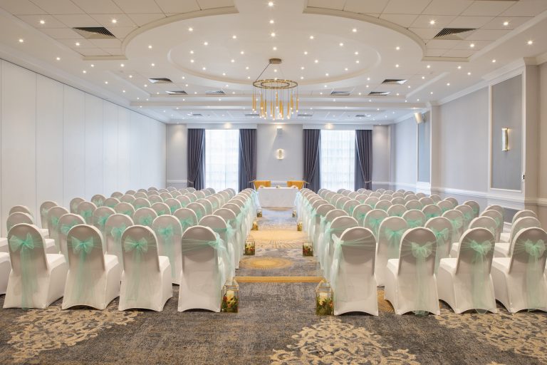 Ballroom Wedding Ceremony 768x512