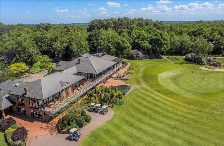 BearwoodLakesClubhouserearandgolfcourseJMC 768x500