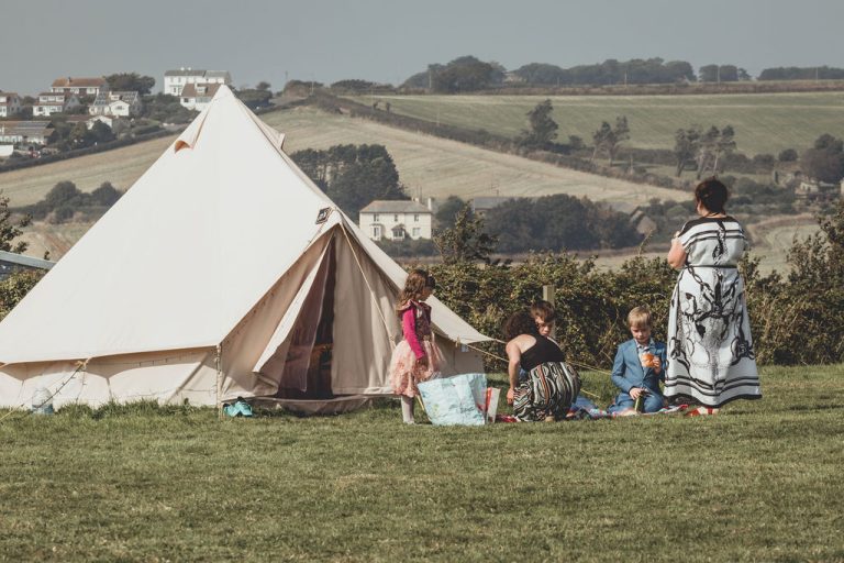 BeckyAndy TheBarnatSouthMilton EmmaVincentPhotography 1367 768x512