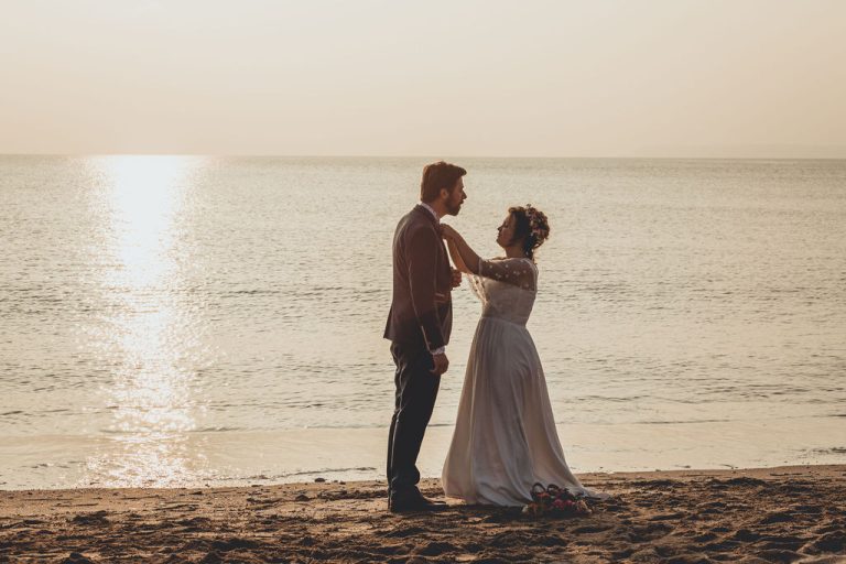 BeckyAndy TheBarnatSouthMilton EmmaVincentPhotography 1683 768x512