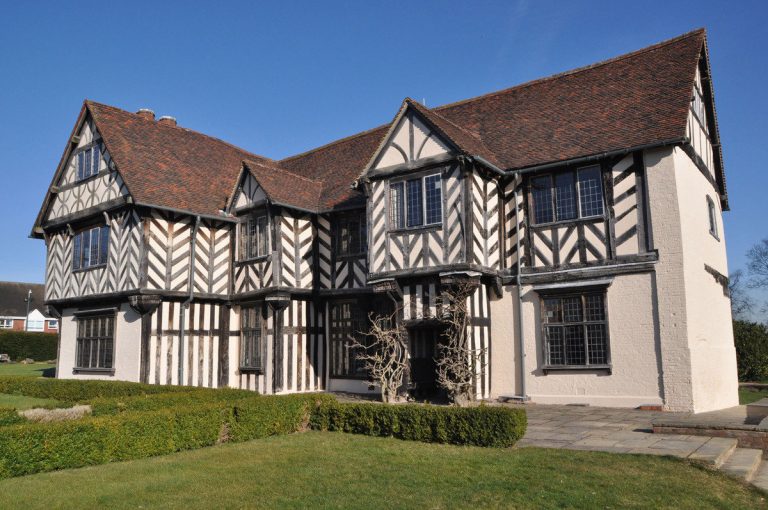 Blakesley 20Hall wvxfgz 768x510
