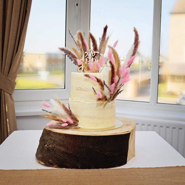 Bohocakewithwindow 768x768