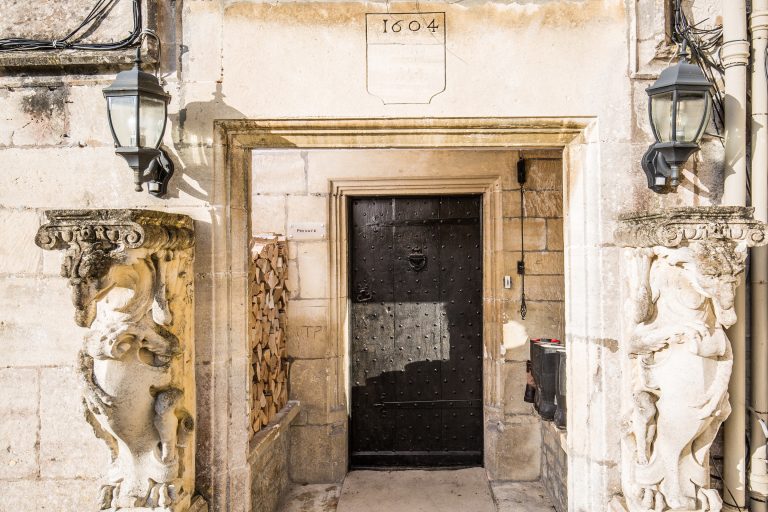 COURTHOUSE 15med 768x512