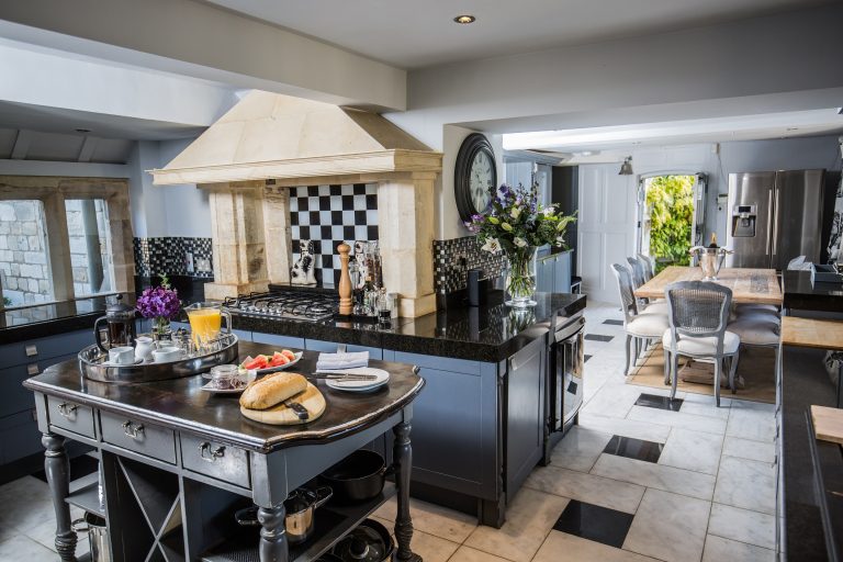 COURTHOUSE 40med 768x512