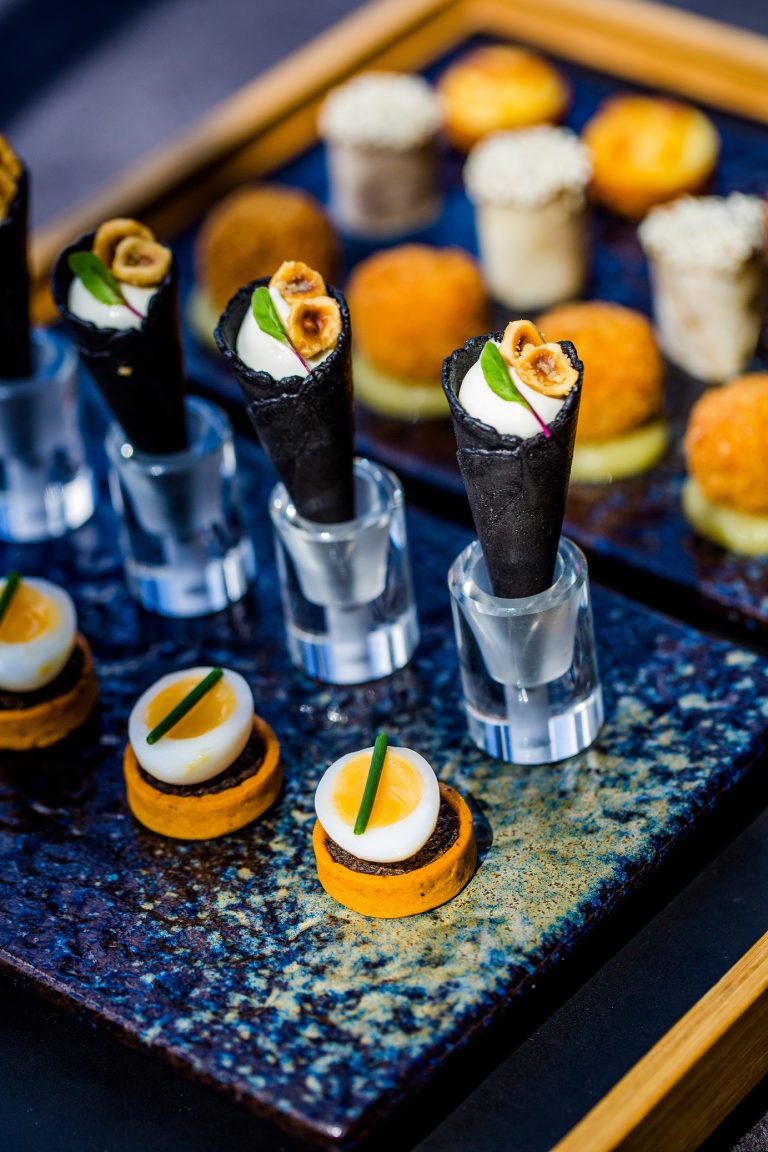 Canapes 3 768x1152