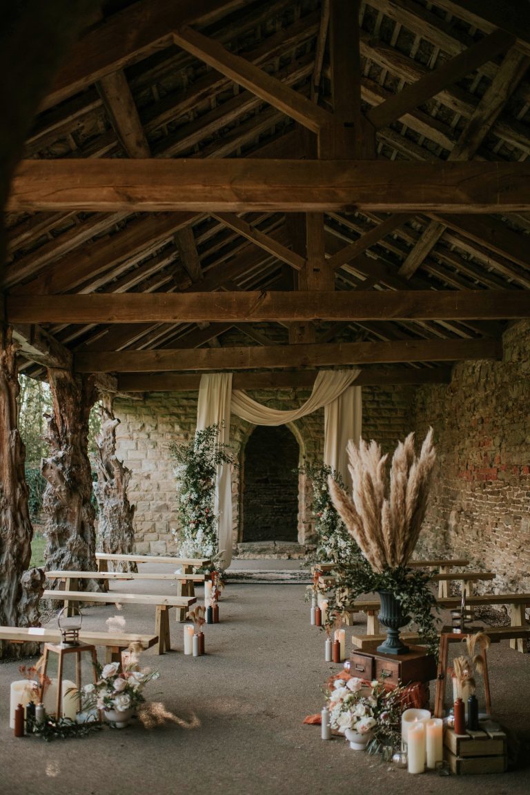 CannonHallstyledshoot TiptoewithEve6 768x1152