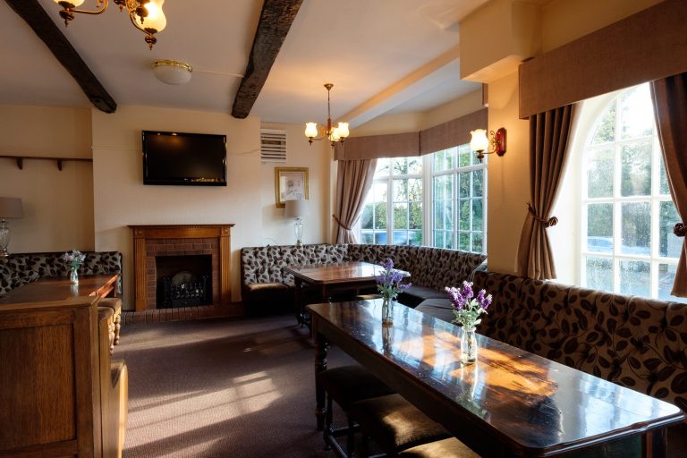 CathedralHotelBar 768x512