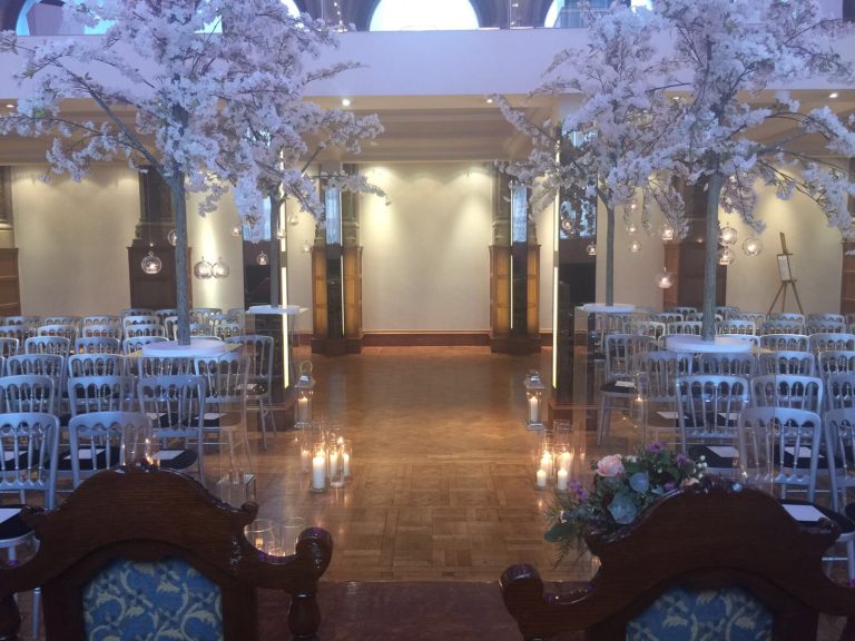 CeremonySettingBankingHallWhiteTrees 768x576