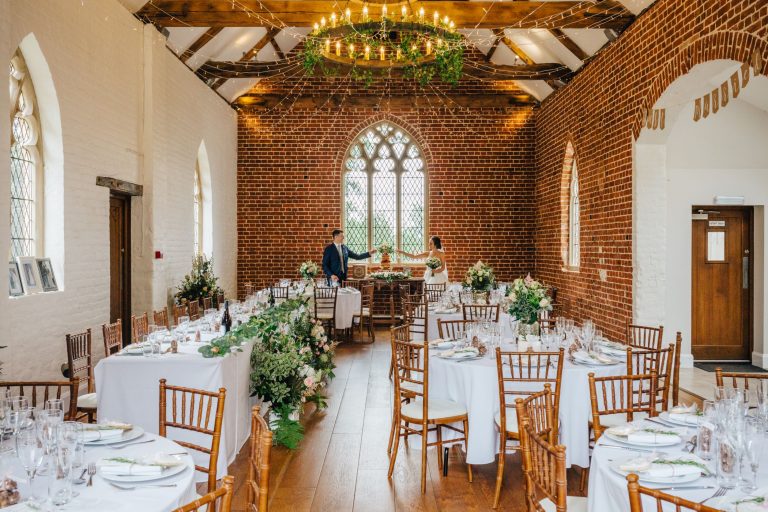 Charlotte and Ben receptionsetup 768x512