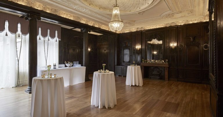 Churchill Room Drinks Reception set up 1920x1012 1 768x405