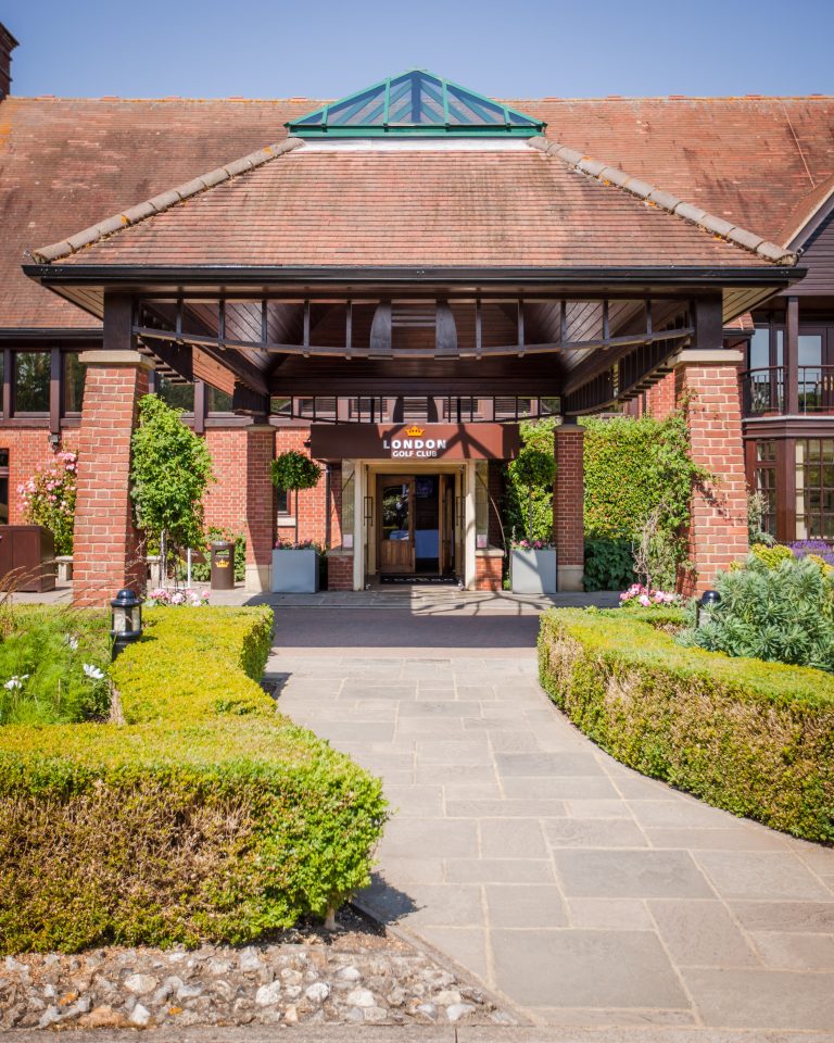 Clubhousefrontshot 768x960