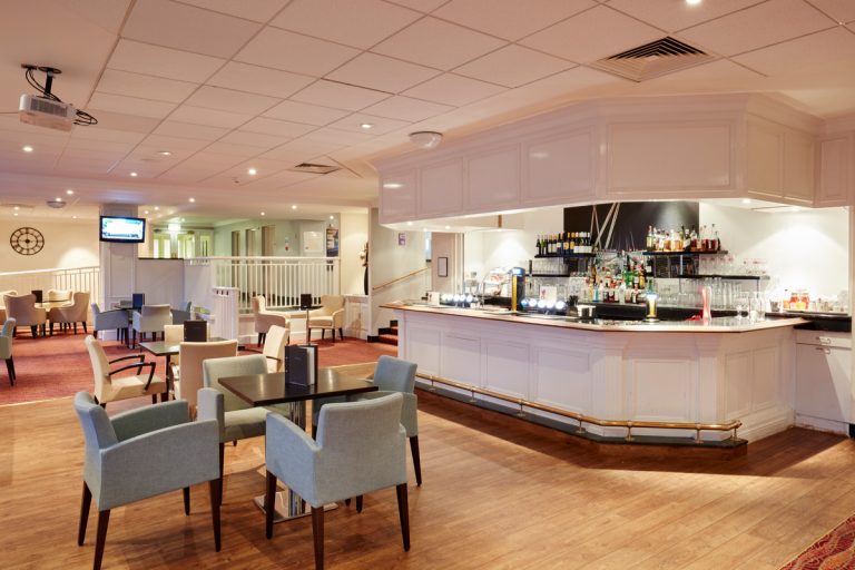 ColdraCourtHotelCourtBar 10  768x512
