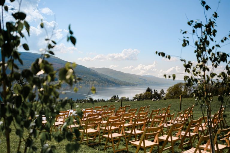 CopyofJillianNick BorelandLochTayWedding RuthSegaudPhotography 4 1 768x511