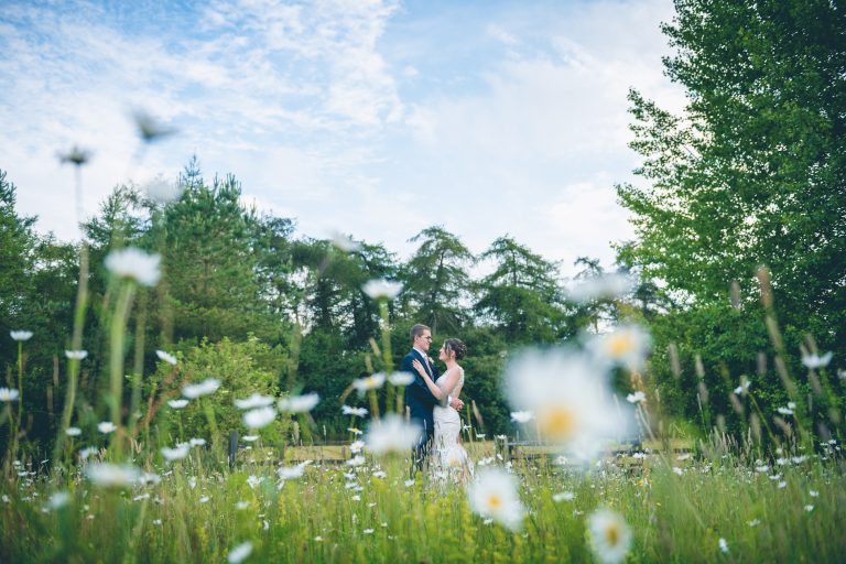CotswoldPicWildWedding 768x512