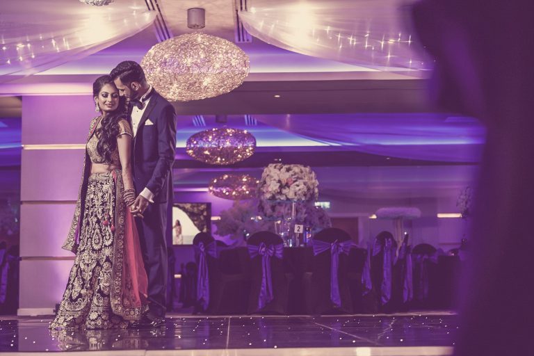 Couple Venue Dancefloor 768x512