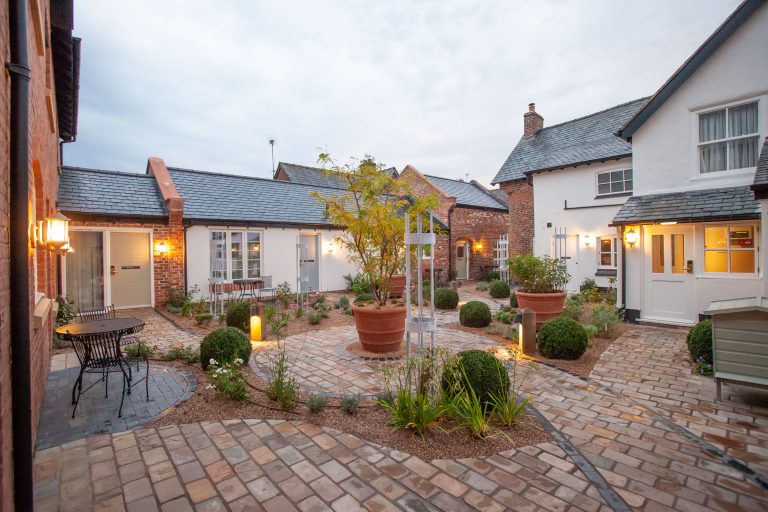 Courtyard1 768x512