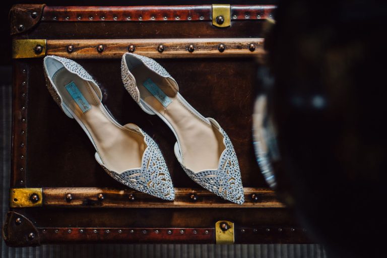 CreditRooStain17 768x512