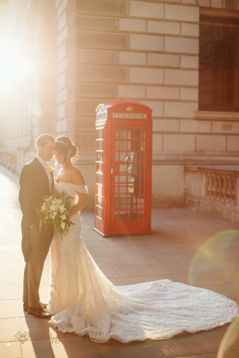 CreditSlawa Walczak CouplePhonebox 768x1152