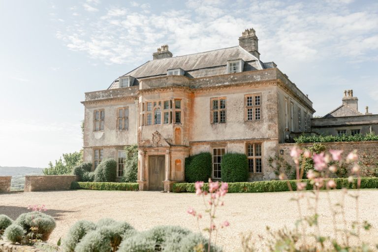 D27E3C1B 679C 4609 A0B0 E7B81E23EE52 1 105 c 768x512