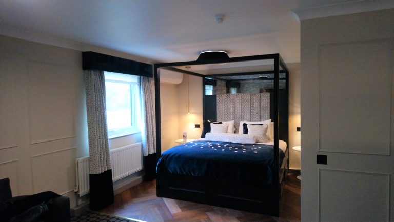 DSC 0106final 768x433