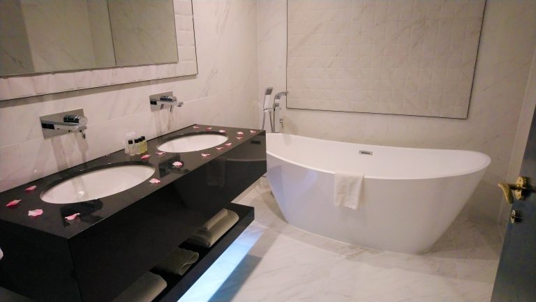 DSC 0107final 768x433