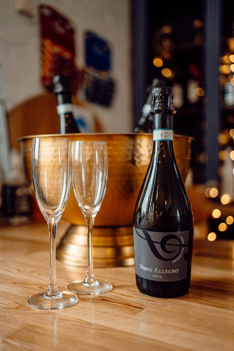 DW TE STYLED Groundlings 049 768x1152